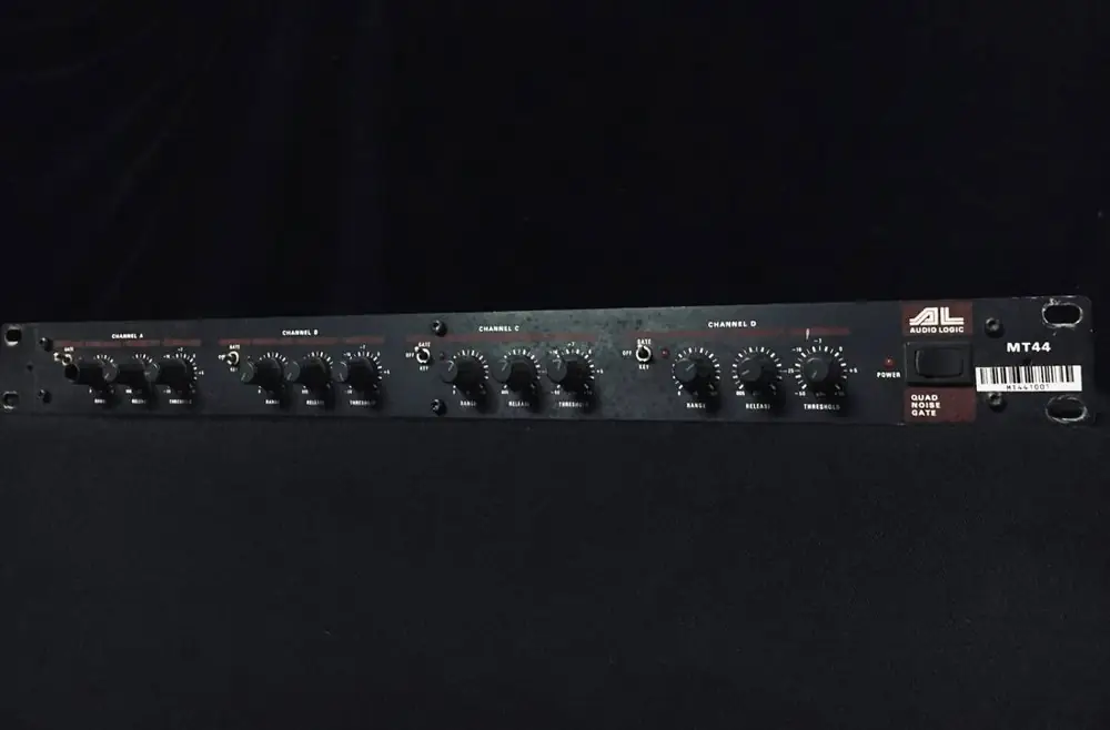Audio Logic MT44 · Photo 2