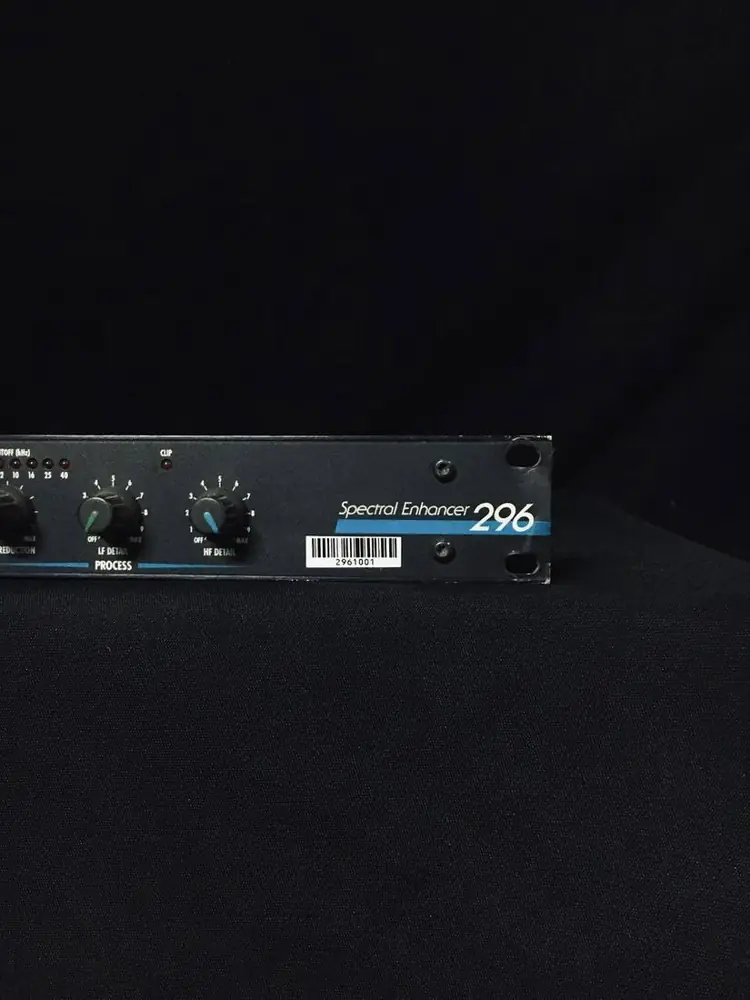 DBX Spectral Enhancer 296 · Photo 1