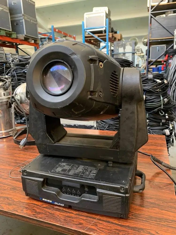 NEO Neo 700 · Photo 3